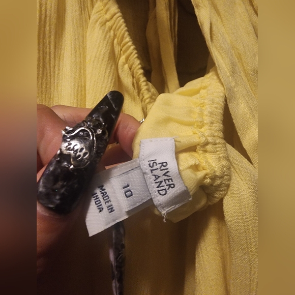 River Island Pastel Yellow Open Back Tiered Mini Dress - Picture 8 of 9